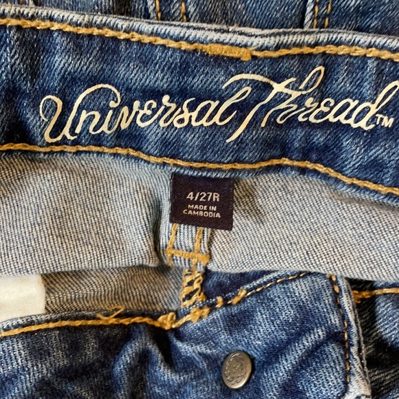 Universal Thread Color Block Cropped Jeans - Picture 12 of 13